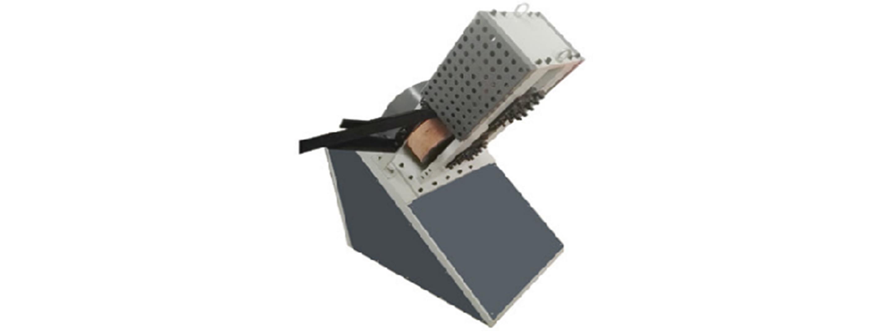 Paper Angle protector gear hobbing mahcine